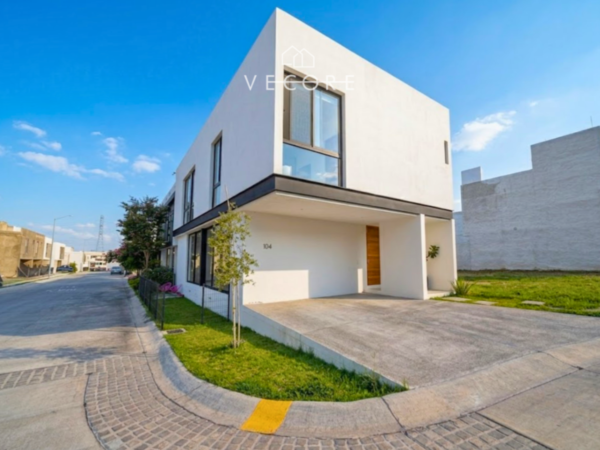 Casa en renta en Capital Norte, Zapopan — foto 1 de 14