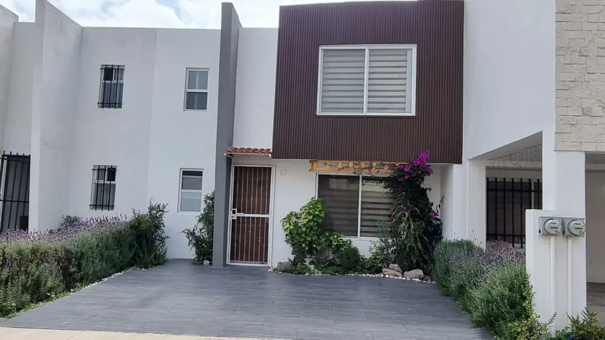 Casa en venta en San Juan Cuautlancingo, Cuautlancingo — foto 1 de 19