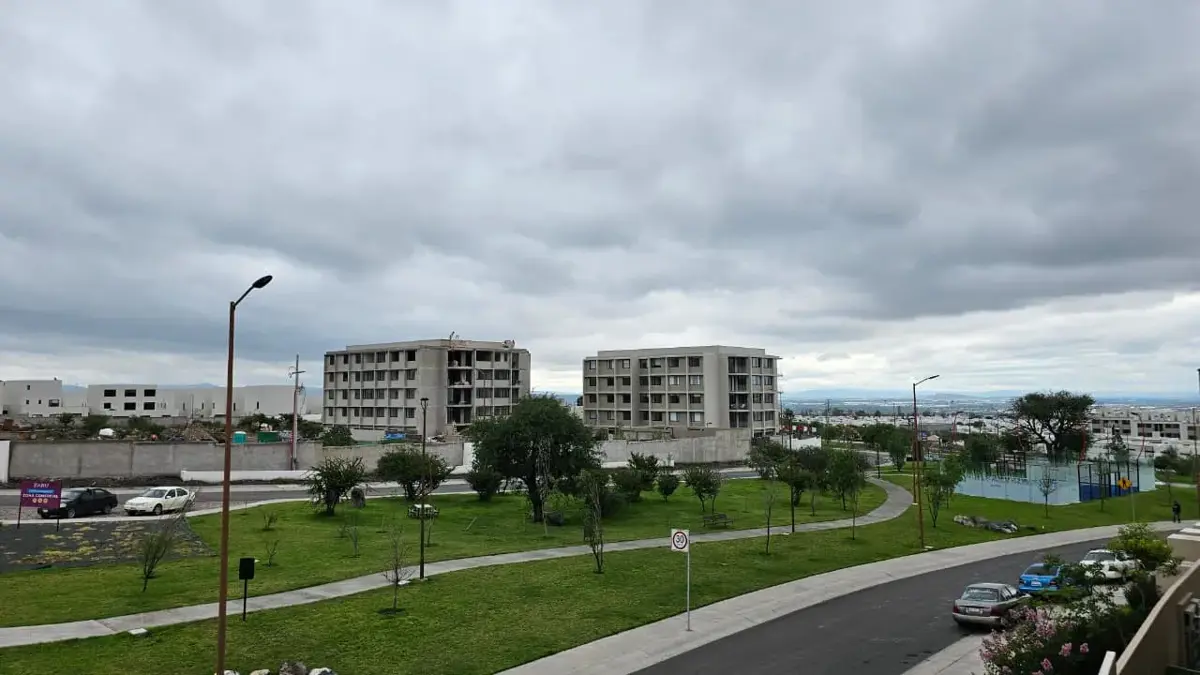 CASA EN VENTA CERCA DE EL REFUGIO EN QUERETARO CASA EN VENTA CERCA DE EL REFUGIO EN QUERETARO