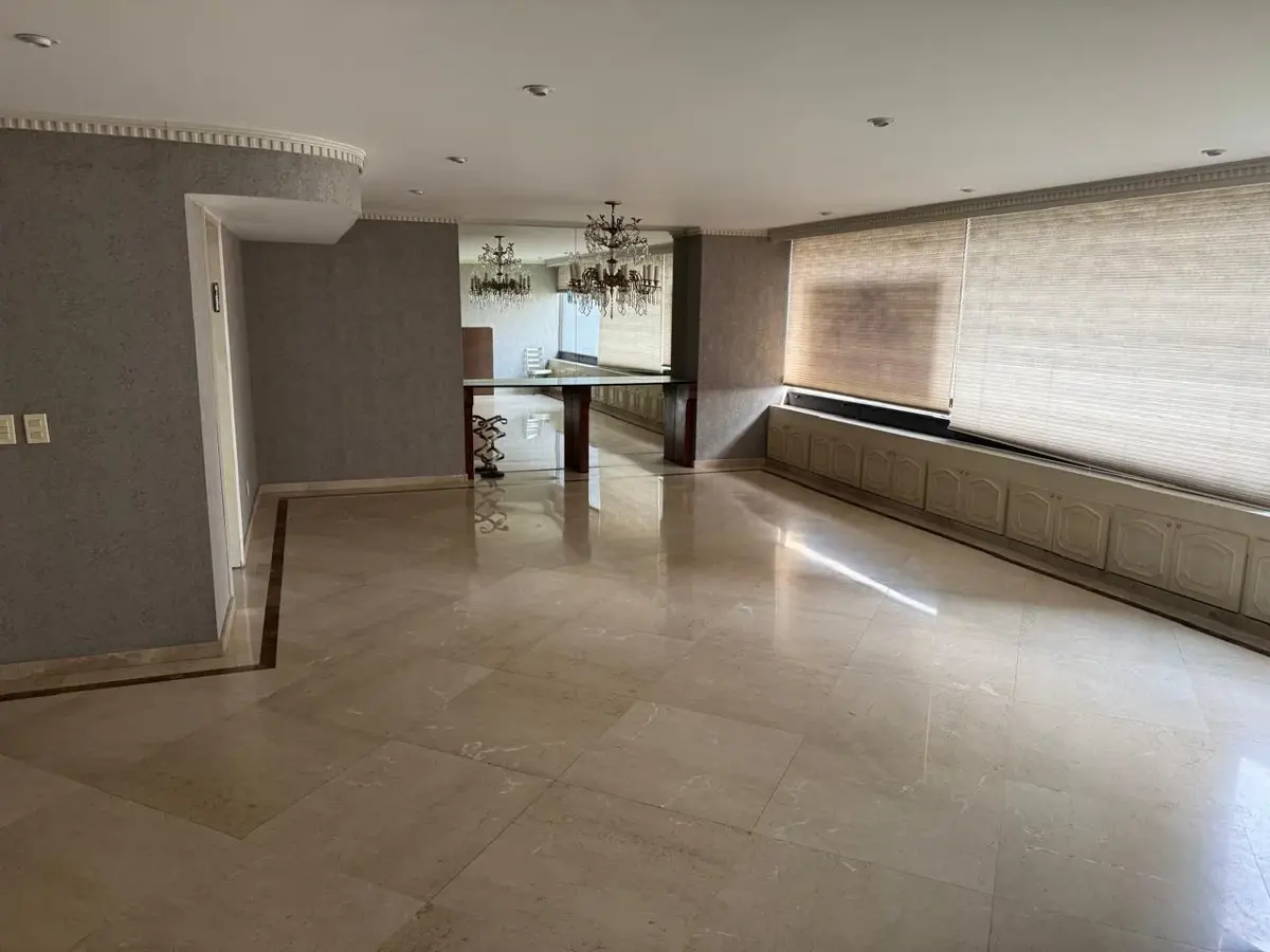 Departamento en renta en Bosques de las Lomas, Cuajimalpa de Morelos — foto 1 de 11