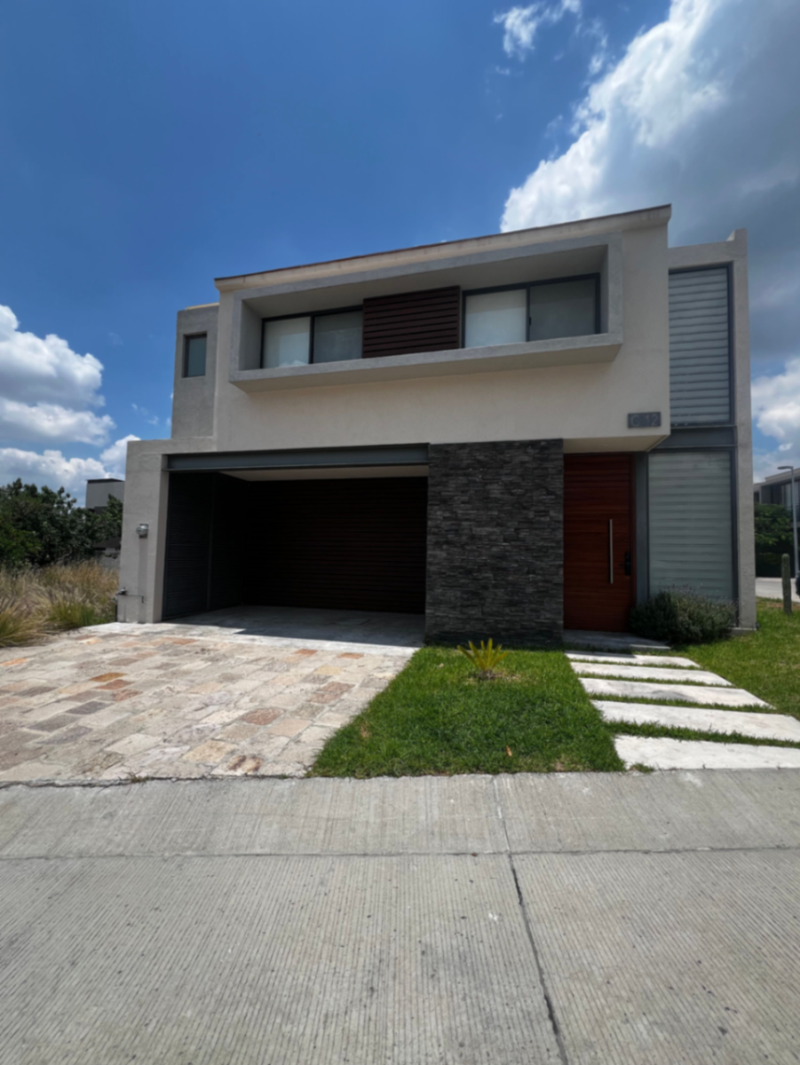 Casa en venta en El Molino Residencial y Golf, León — foto 1 de 11