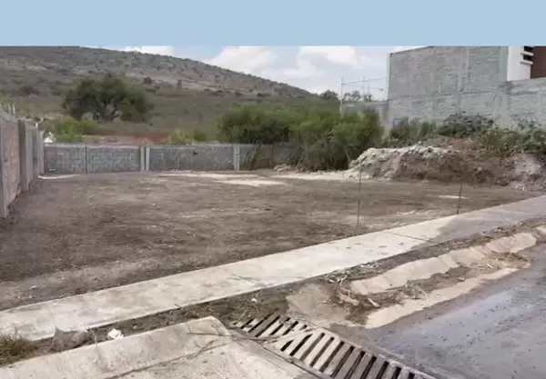 Terreno en venta en Colinas del Sol, Morelia — foto 2 de 3