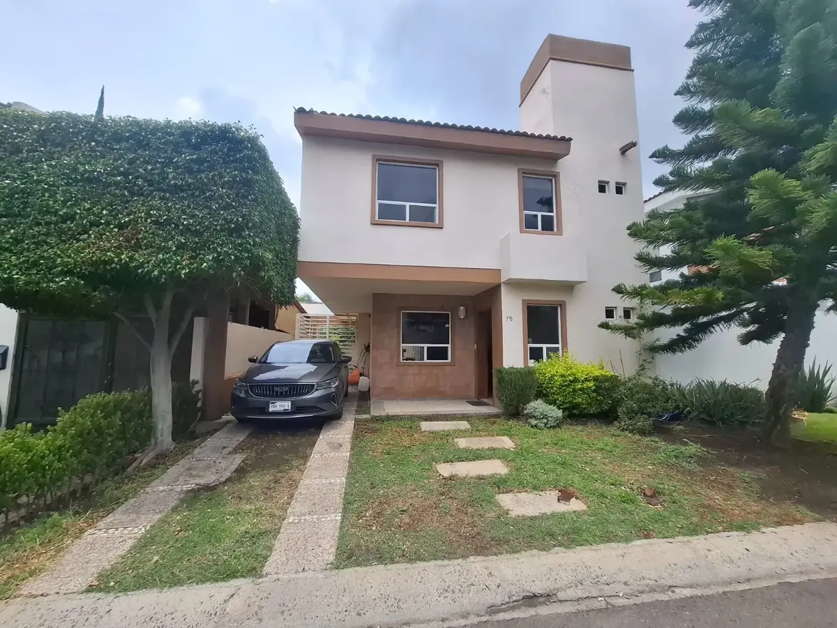 Casa en venta en Real del Bosque, Corregidora — foto 1 de 26