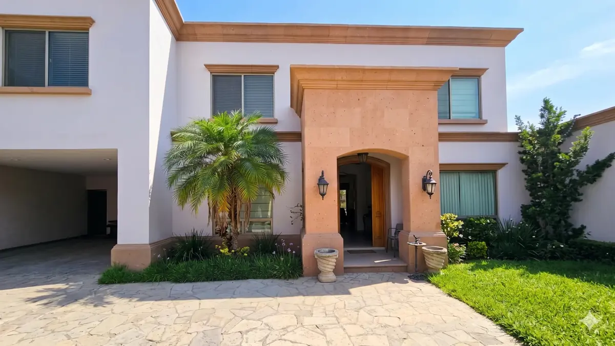 Casa en venta en Residencial San Agustín Primer Sector, San Pedro Garza García — foto 1 de 13