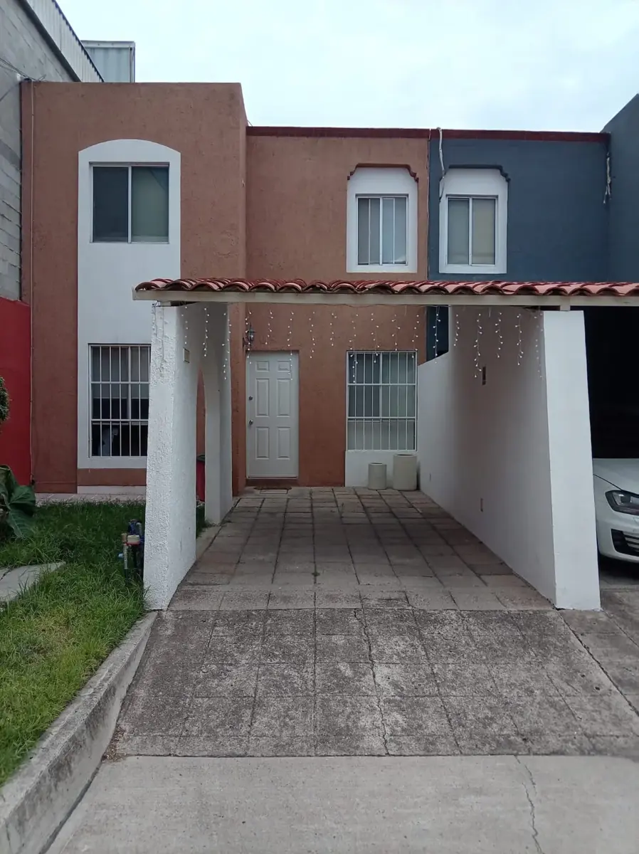 Casa en renta en San Miguelito, Irapuato — foto 1 de 14