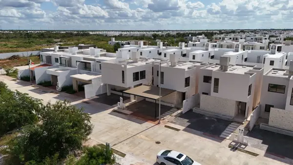 Casa en venta en Gran San Pedro Cholul, Mérida — foto 3 de 12