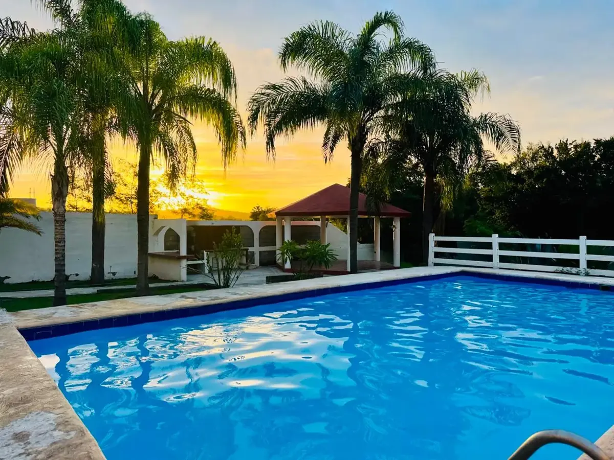 Quinta en venta en Lazarillos de Arriba, Allende — foto 1 de 8