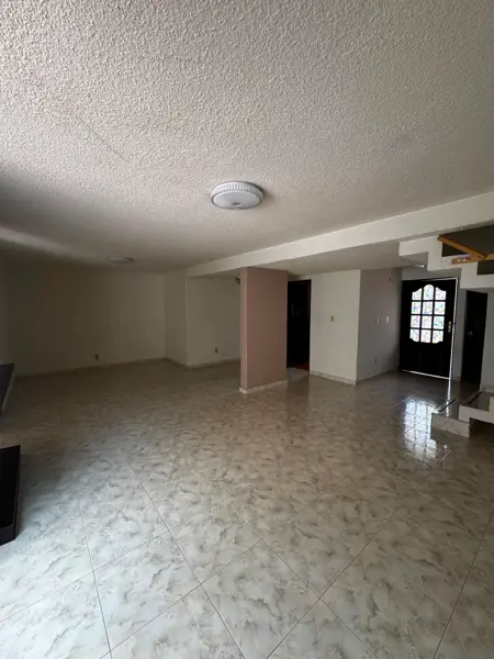 Casa en venta en Viveros del Rio, Tlalnepantla de Baz — foto 3 de 23