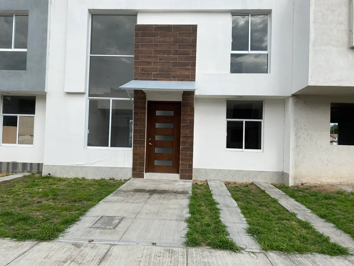 Casa en venta en Nuevo Espiritu Santo, San Juan del Río — foto 1 de 30