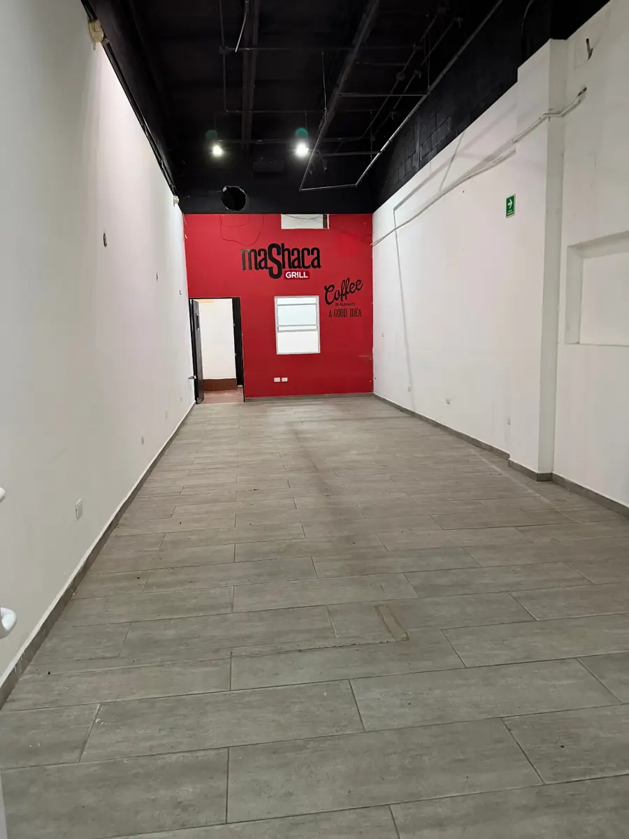 Local en renta en Del Valle, San Pedro Garza García — foto 1 de 5