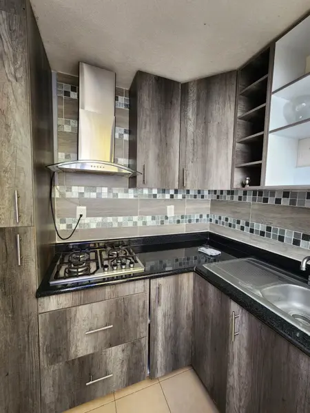 Casa en venta en Paseos de Chavarría, Mineral de la Reforma — foto 3 de 8