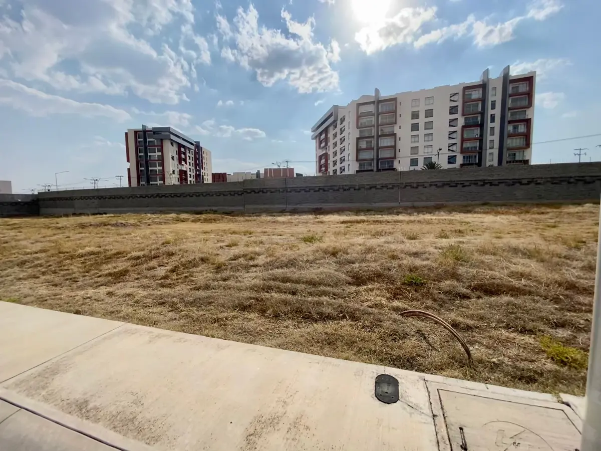 Terreno en venta en Zona Plateada, Pachuca de Soto — foto 1 de 16