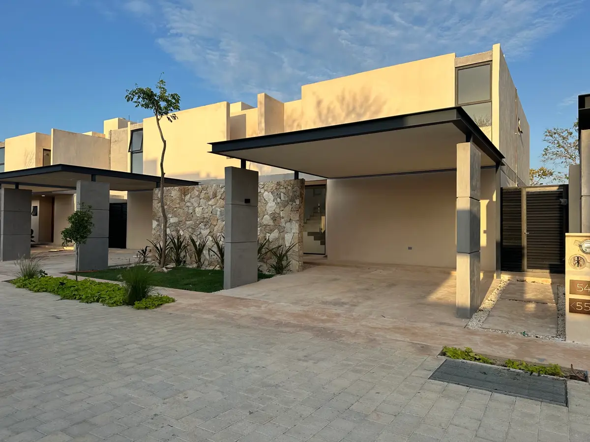 Casa en venta en Conkal, Conkal — foto 1 de 12