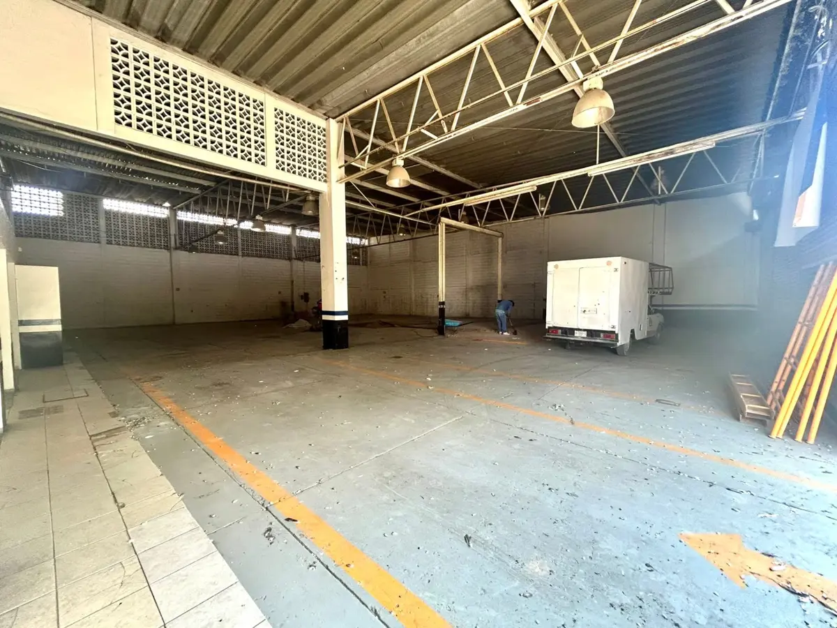 Vista 4 de Bodega en renta en Parque Industrial