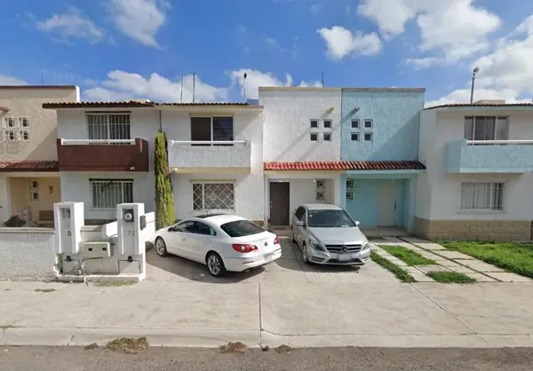 Casa en venta en Santuarios del Cerrito, Corregidora — foto 3 de 14