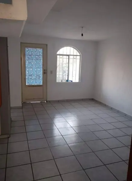 Casa en venta en Jardines Del Edén, Tlajomulco de Zúñiga — foto 2 de 9