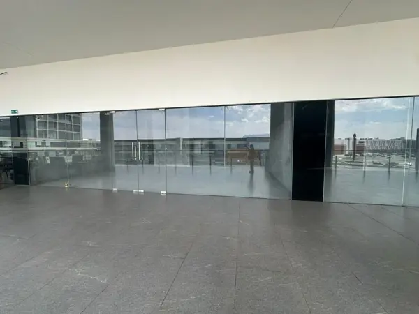 Excelente Local Comercial de Gran Tamaño en Plaza Comercial Saltillo Excelente Local Comercial de Gran Tamaño en Plaza Comercial Saltillo