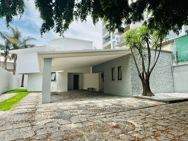 Casa en Venta en Zavaleta, Reserva Territorial Atlixcayotl, Puebla.