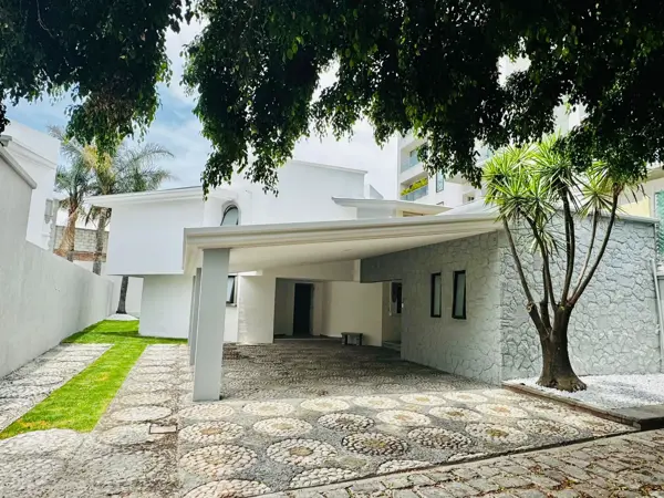Casa en venta en Reserva Territorial Atlixcayotl, San Andrés Cholula — foto 2 de 37