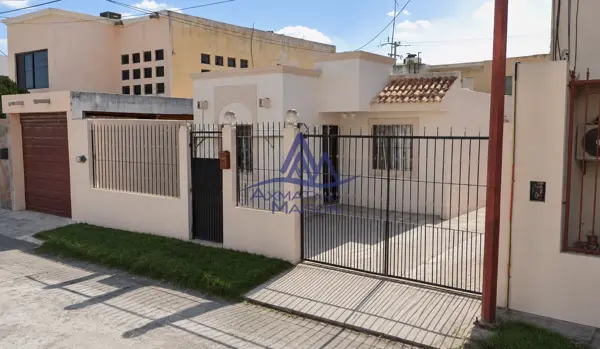 Casa en venta en Infonavit Arboledas, Reynosa — foto 2 de 12