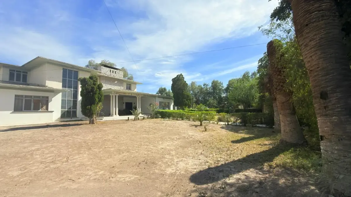 Terreno en venta en Del Bosque, Gómez Palacio — foto 1 de 17