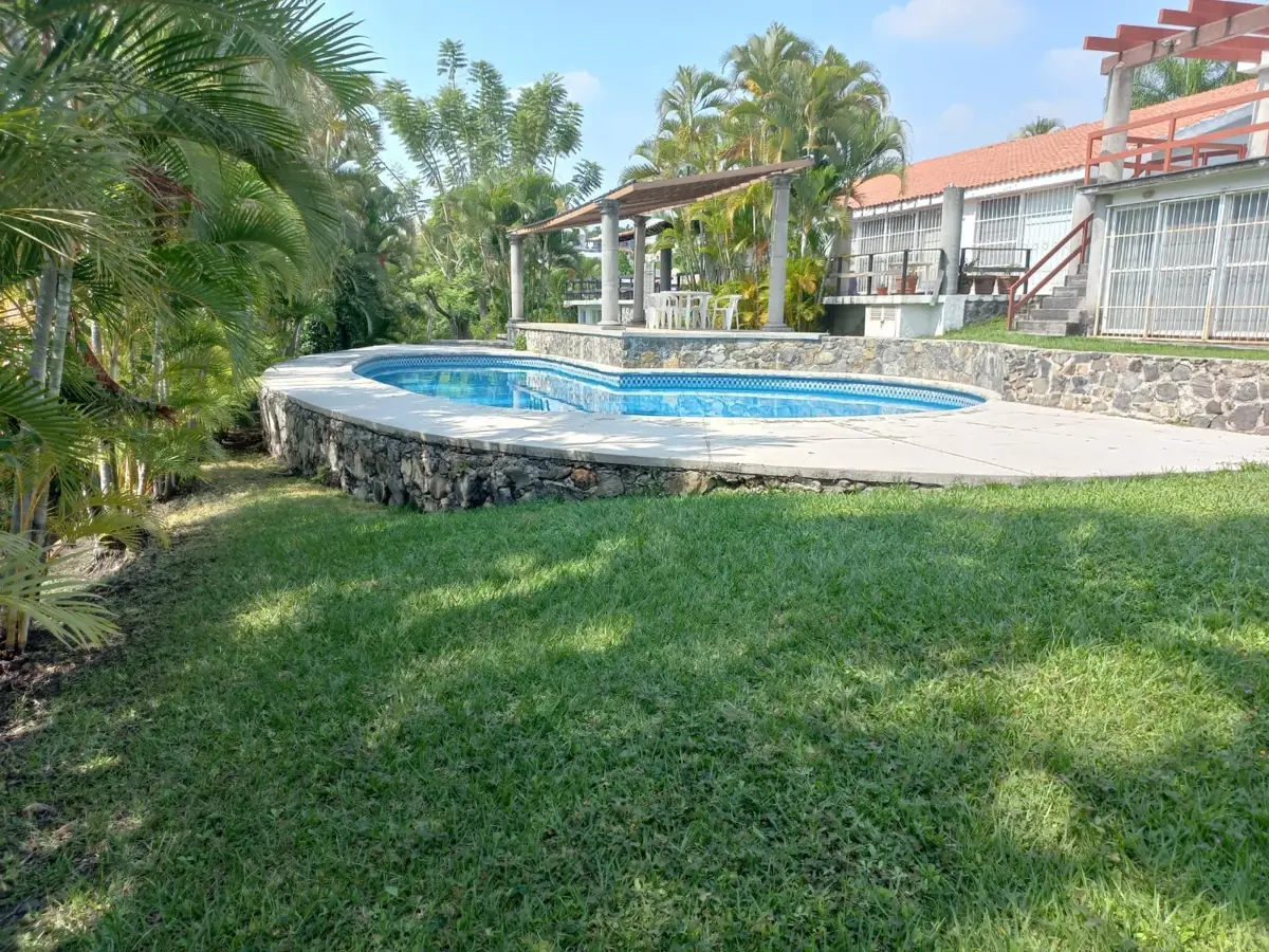 Casa en venta en Burgos, Temixco — foto 1 de 12