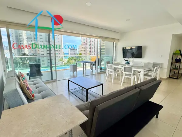 Departamento en Acapulco Dorado con terraza y vista a las áreas comunes
