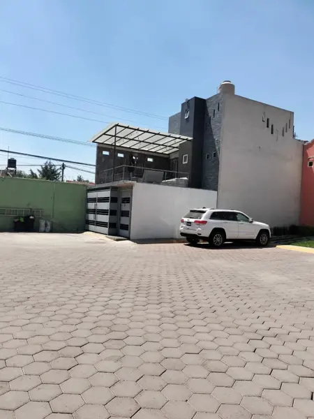 Casa en venta en Santiago Teyahualco, Tultepec — foto 2 de 19