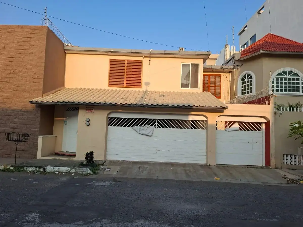 Casa en venta en Jardines de Virginia, Boca del Río — foto 1 de 9