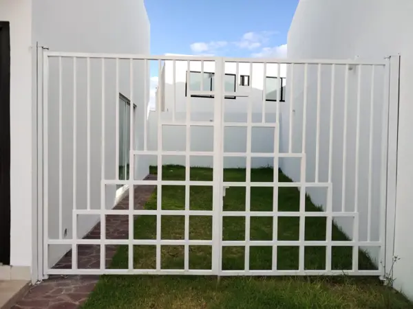 Casa en renta en Lombardía, Irapuato — foto 2 de 37