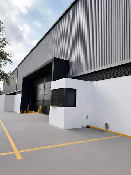 Bodega industrial en renta ubicada en cluster industrial  carret. Silao -Mexico a 5 min de pto intet