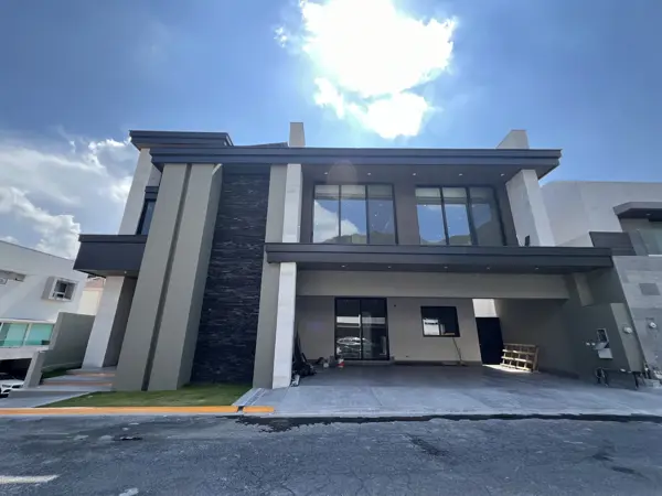Casa en Venta Club de Golf la Herradura Zona Carretera Nacional Monterrey
