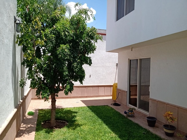 Casa en venta en Quintas San Isidro, Torreón — foto 2 de 20