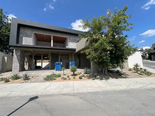 Casa en Venta la Herradura Zona Carretera Nacional Monterrey