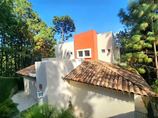 Casa en venta en Avandaro, Valle de Bravo — foto 2 de 47