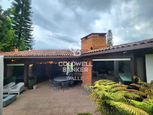 Casa en venta dentro del Club de Golf Avándaro — foto 1 de 25