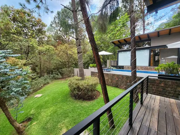 Casa en venta en Avandaro, Valle de Bravo — foto 2 de 38