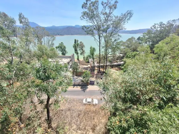 Terreno en venta en Valle de Bravo, Valle de Bravo — foto 2 de 5