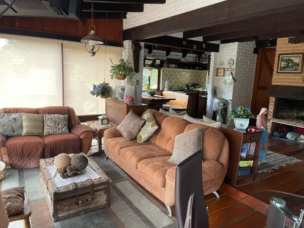 Casa en venta en Avandaro, Valle de Bravo — foto 3 de 17