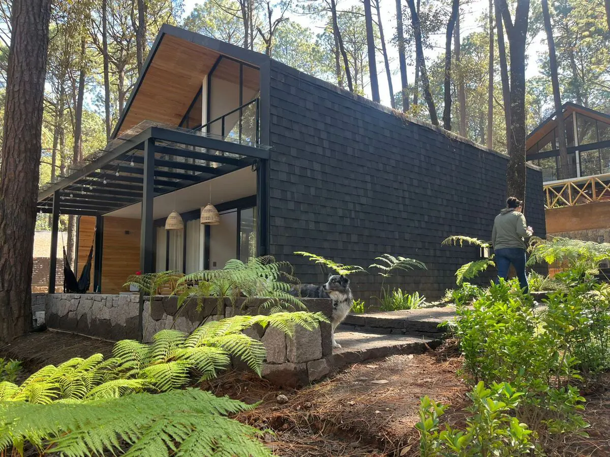 Casa en venta en Avandaro, Valle de Bravo — foto 1 de 16