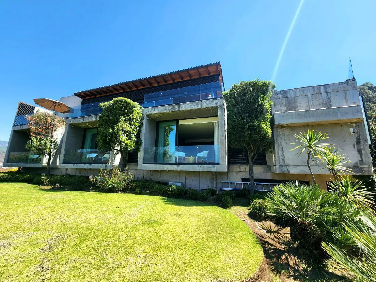 Casa en renta en Valle de Bravo, Valle de Bravo — foto 1 de 13