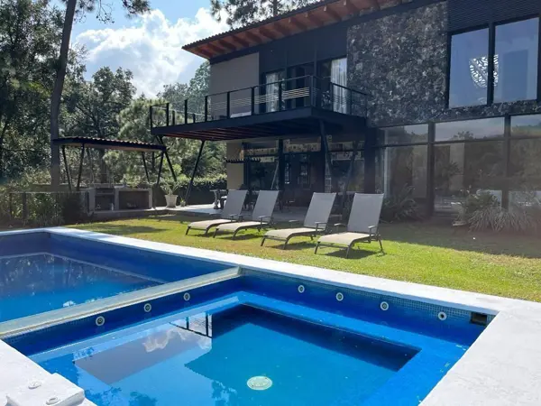 Casa en renta en Avandaro, Valle de Bravo — foto 3 de 14