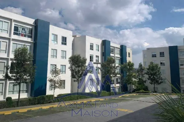 Amplio Departamento en Venta en Bosque Esmeralda, Atizapán de Zaragoza JX