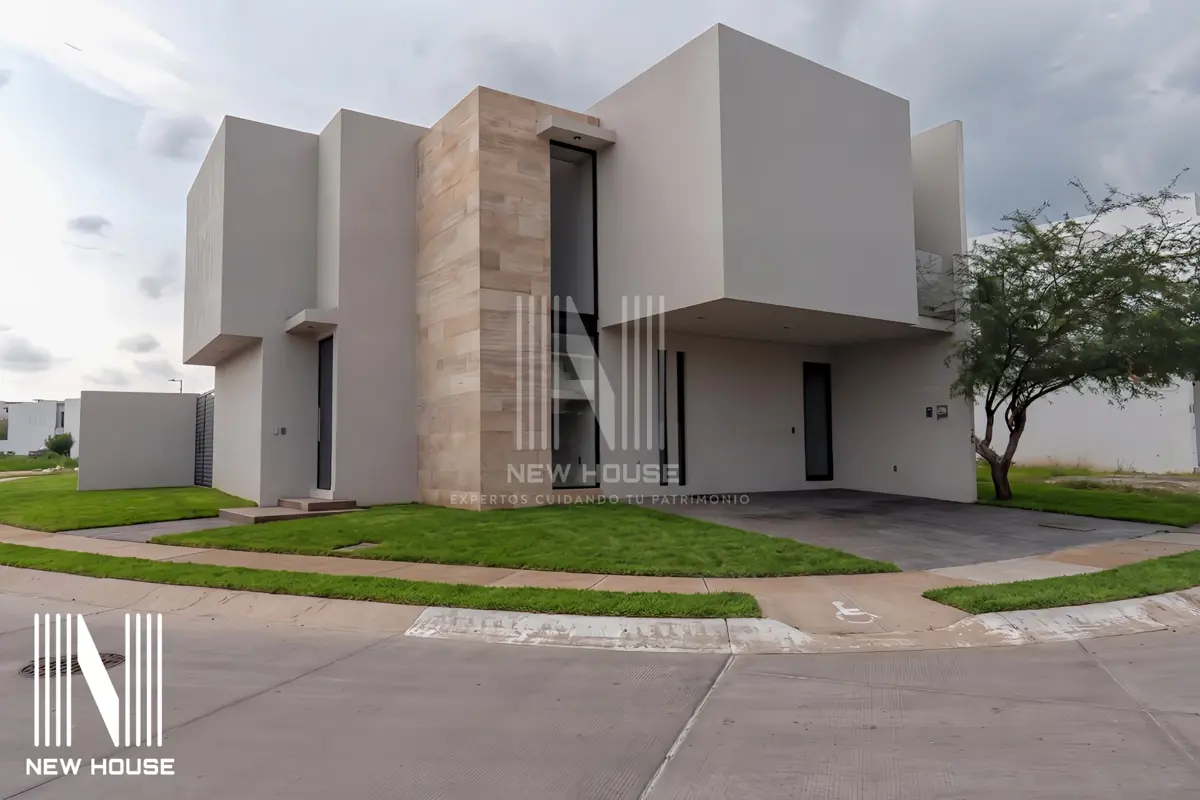 Casa en venta en El Molino Residencial y Golf, León — foto 1 de 48