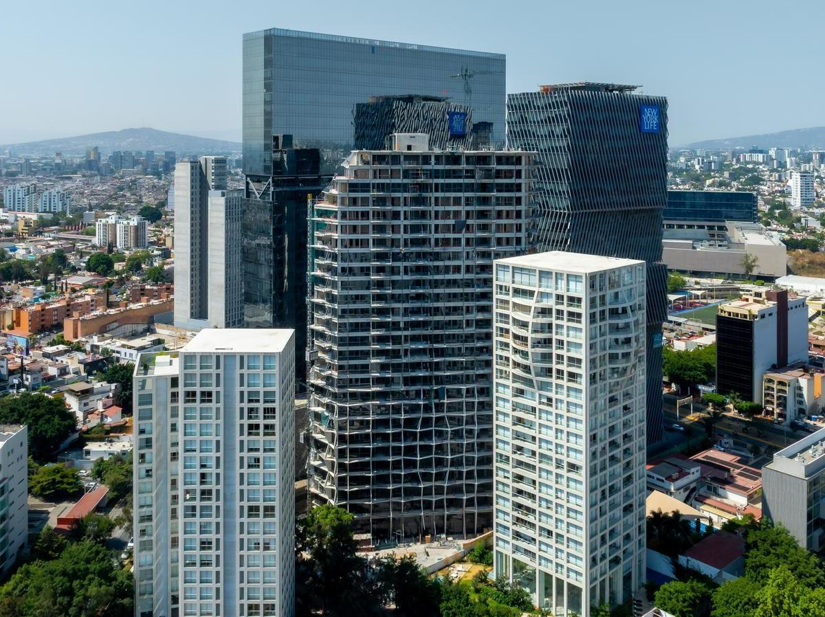 Departamento en venta en Lagos del Country, Zapopan — foto 1 de 11