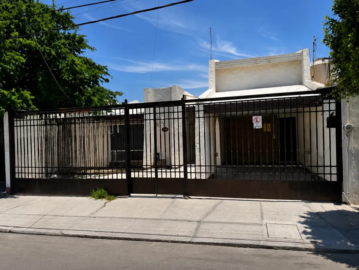 Casa en venta en Ampliación los Ángeles, Torreón — foto 1 de 23