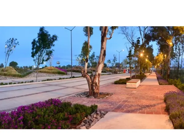 Terreno en venta en La Valenciana, León — foto 3 de 12