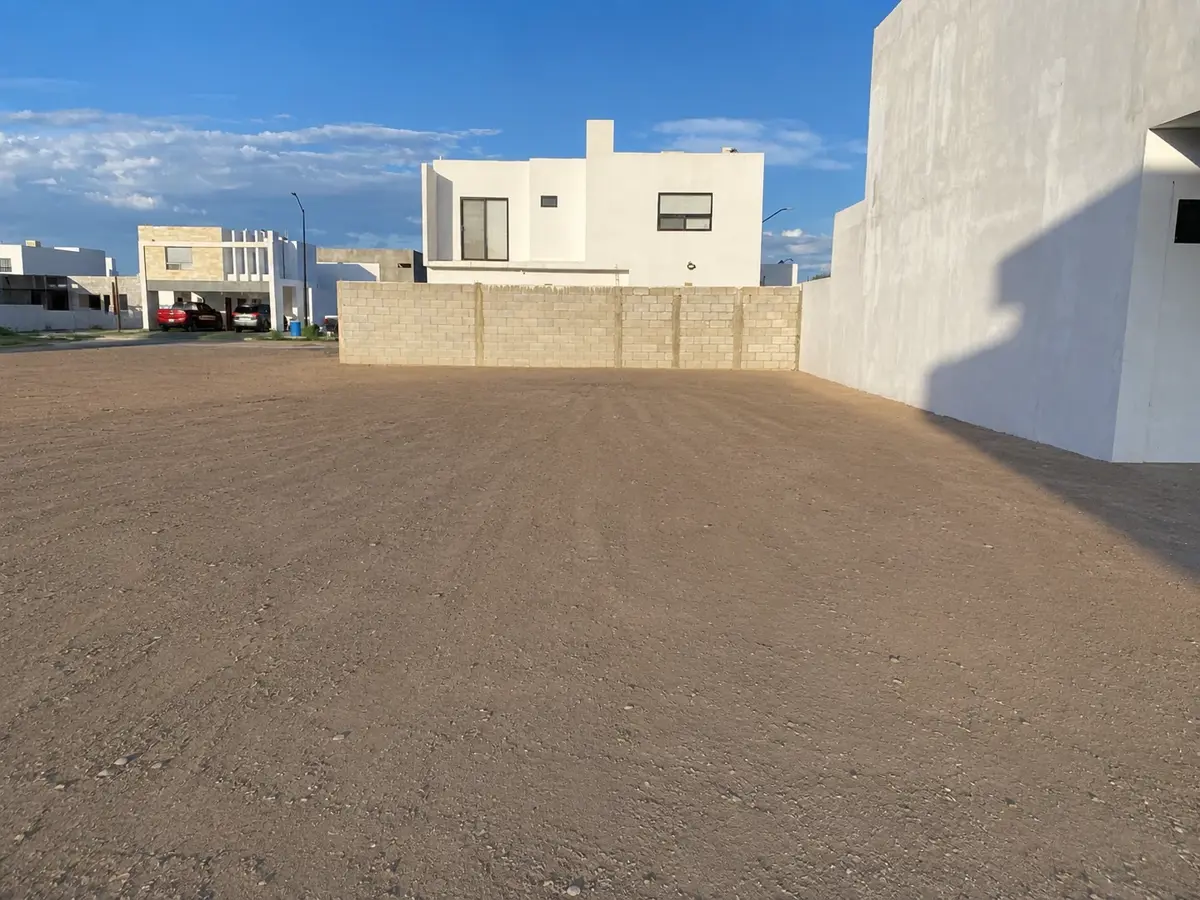 TERRENO EN VENTA EN VILLAS DEL RENACIMIENTO, TORREON, COAH. TERRENO EN VENTA EN VILLAS DEL RENACIMIENTO, TORREON, COAH.
