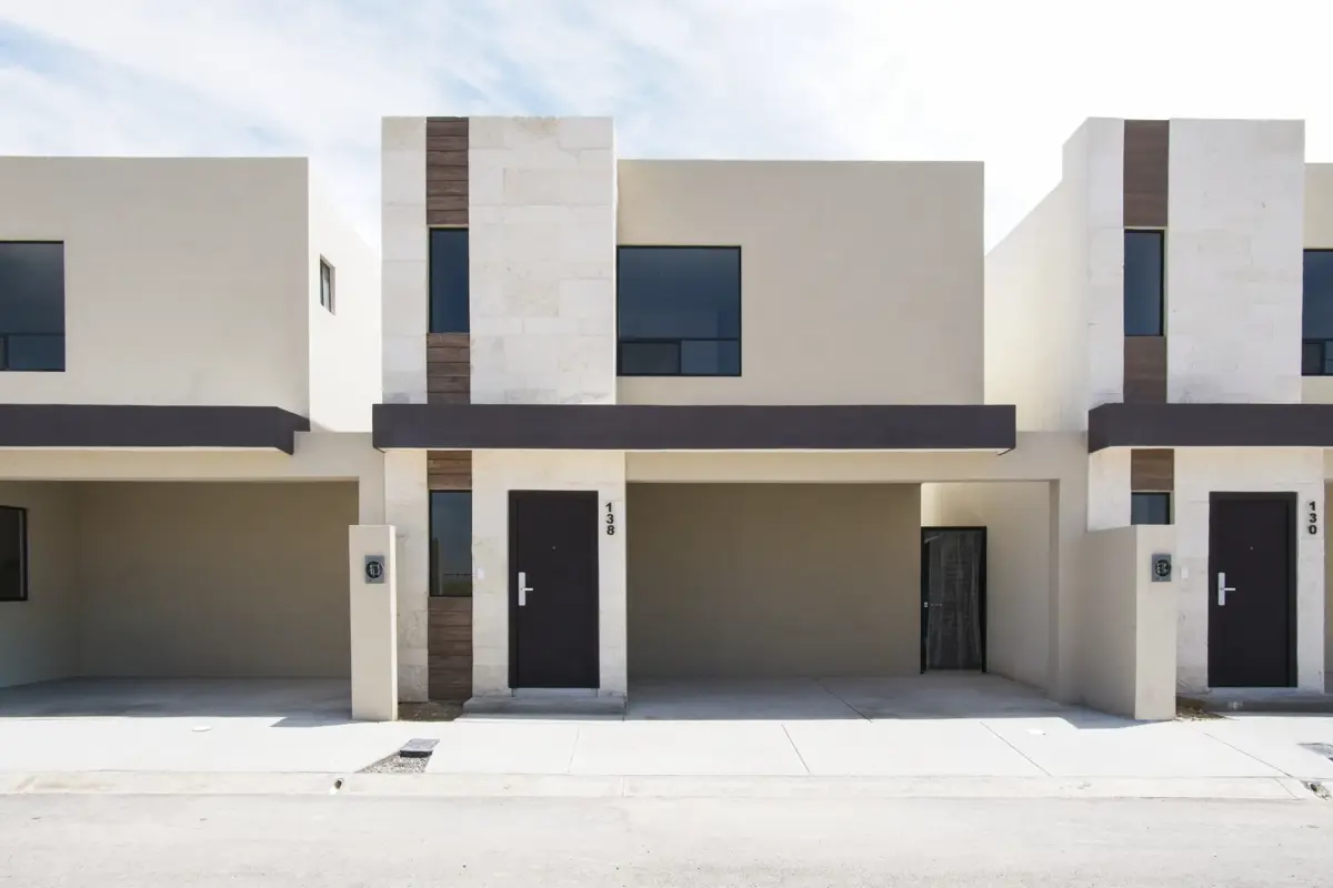 Casa en venta en San Ángel, Saltillo — foto 1 de 24