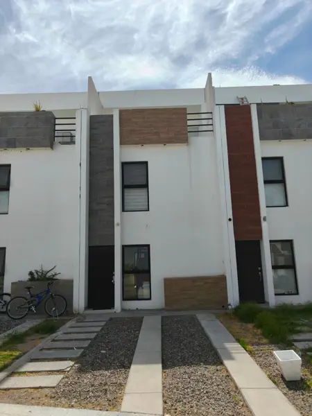Casa en Venta en Residencial Palma Real, Viñedos, Torreón - Excelente Ubicación y Comodidades